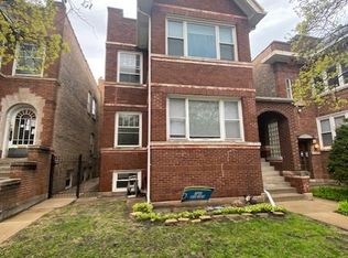 1256 W Arthur Ave, Chicago, IL 60626