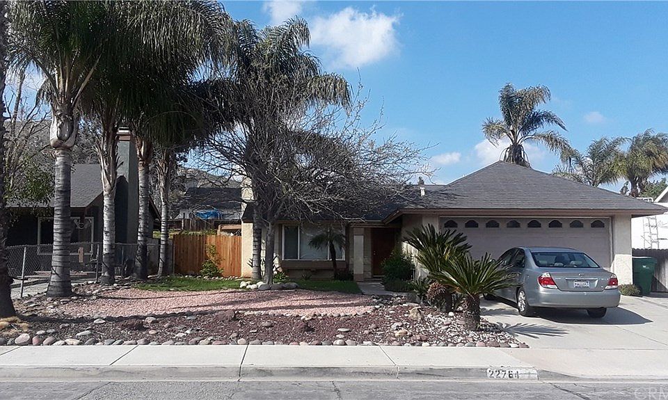 1st image of 22764 Kinross Ln