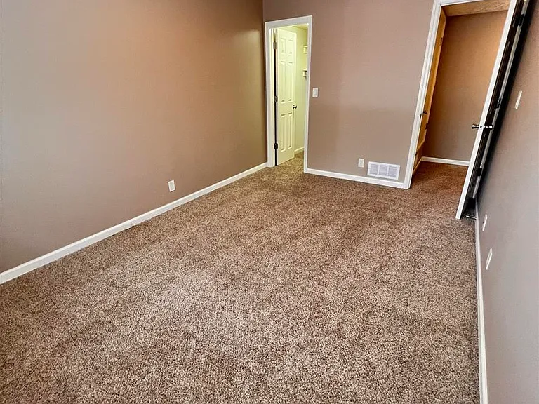 1520 D St #8 — Photo 3