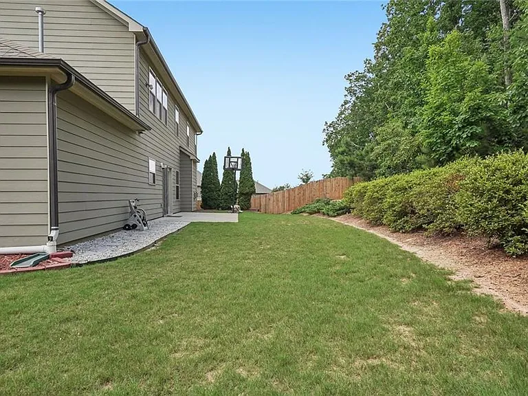 5811 Kendrix Ridge Dr — Photo 8