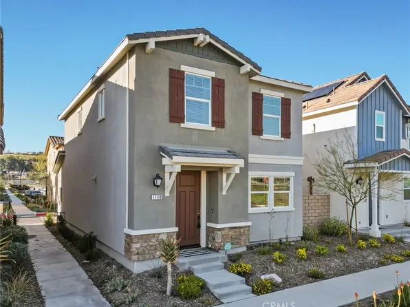 17118 Mitchell Dr, Santa Clarita, CA 91387