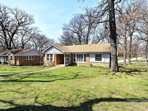 321 W Bloomingdale Rd