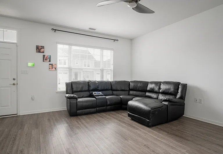 2040 Canning Pl #1 — Photo 6