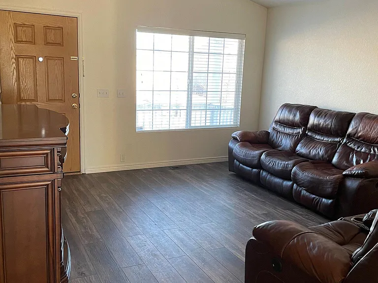 6645 Akerman Dr — Photo 4