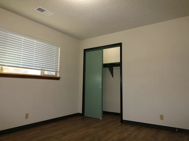 508 Las Marias Dr SE — Photo 27