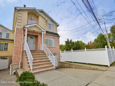 74 Pheasant Ln, Staten Island, NY, 10309