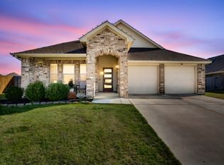 254 Equestrian Dr, Waxahachie, TX 75165