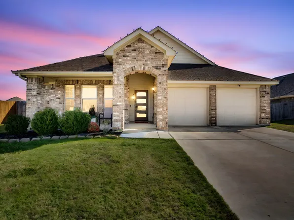 254 Equestrian Dr, Waxahachie, TX 75165