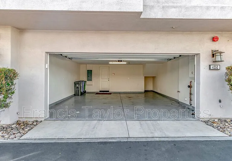4252 Mission Ranch Way — Photo 6