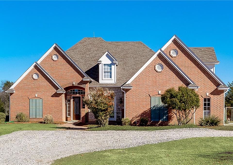 1st image of 10301 Shadow Valley Ct