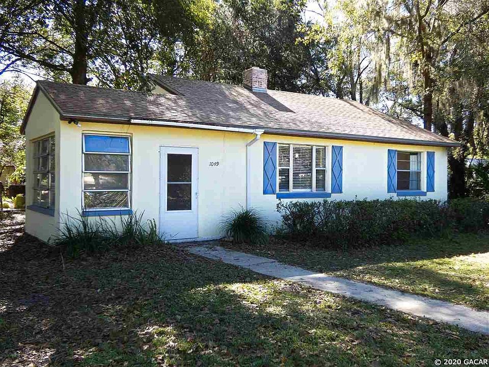 1st image of 1049 NE 10th Pl