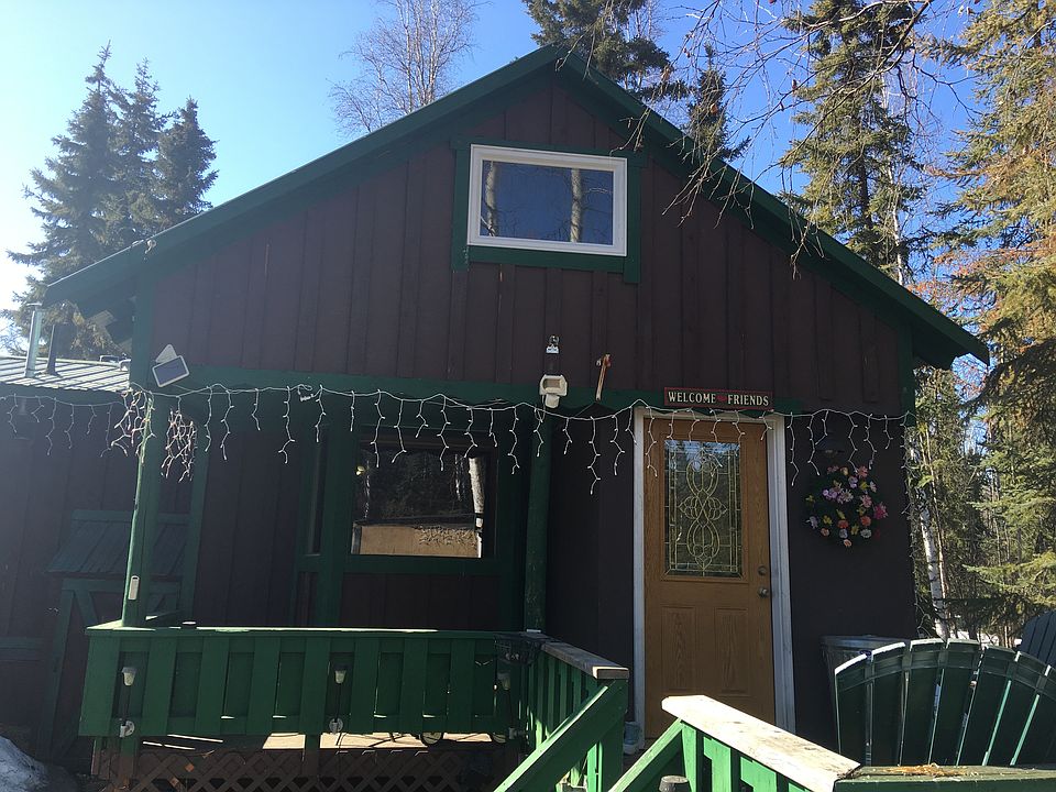 1st image of 3881 Crescent Dr