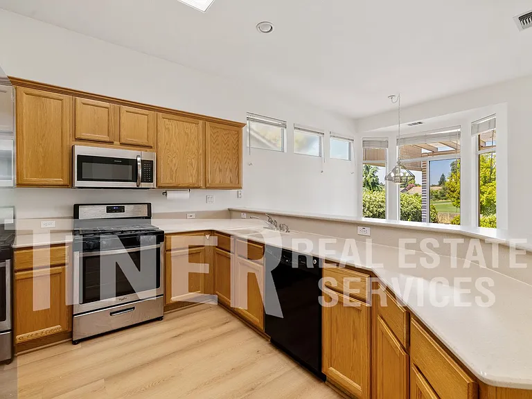 7401 Acorn Glen Loop — Photo 15