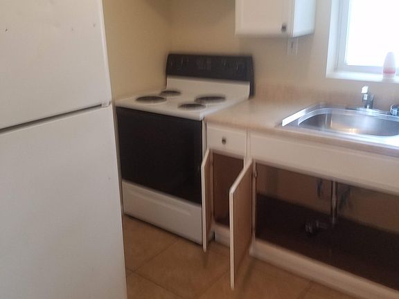 2nd image of 4727 Leiper St APT 1R