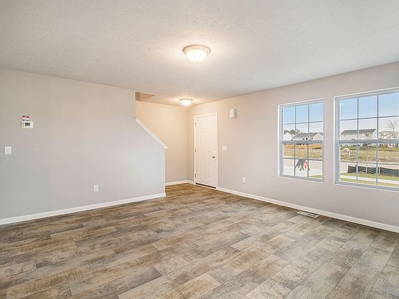 3rd image of 18124 Loganwood Trl
