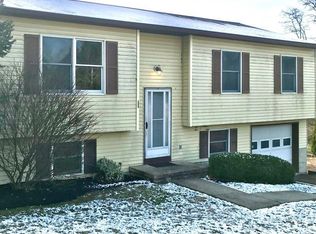 1599 Butter Ln, Reading, PA 19606