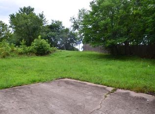 510 Wynn St, Paris, TN 38242