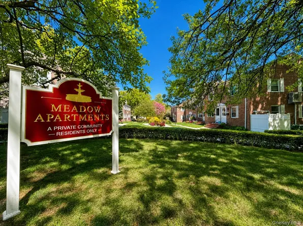 110-49 64 Road #1, Forest Hills, NY 11375