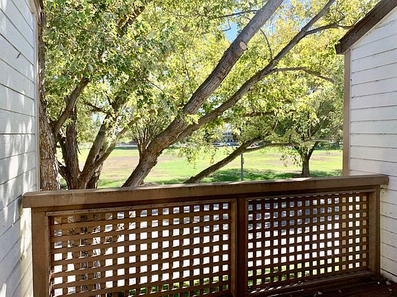5th image of 1415 Rocklin Ct