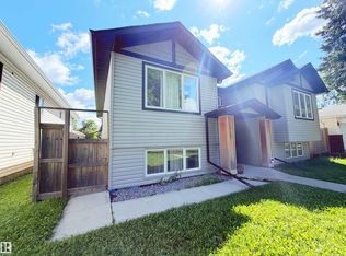 9645 150th St NW, Edmonton, AB T5P 1N2