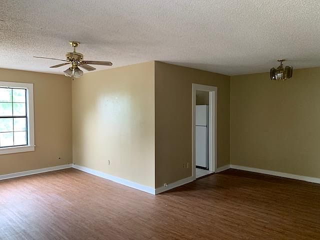 1st image of 205 Kilgore Dr