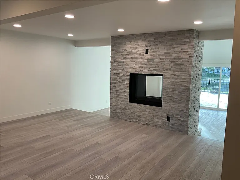 23140 Park Sorrento — Photo 13