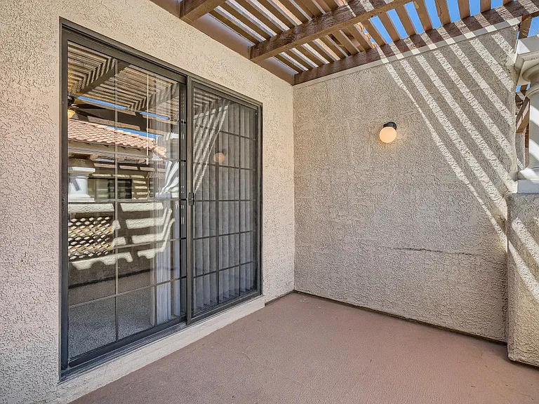 1411 Santa Margarita St #H — Photo 27