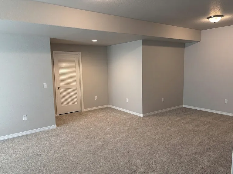 9377 Mayflower Gulch Way — Photo 25