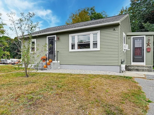 1 Wild Rose St, Oxford, MA 01540