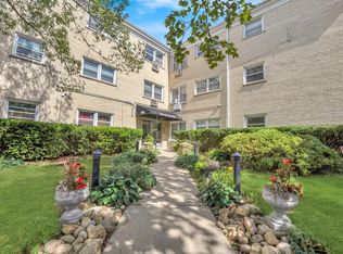 1440 W Sherwin Ave APT 104, Chicago, IL 60626
