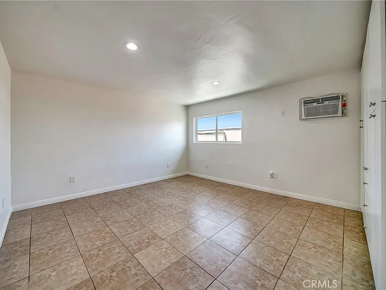 6735 Elmer Ave #19 — Photo 12