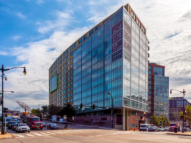 Elevation at Washington Gateway — Photo 27