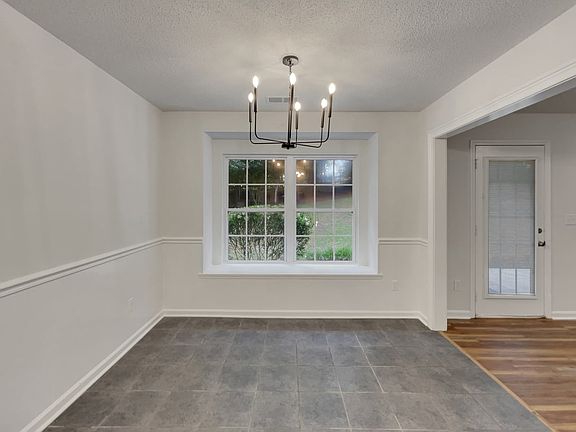 3rd image of 12323 Poplar Forest Dr