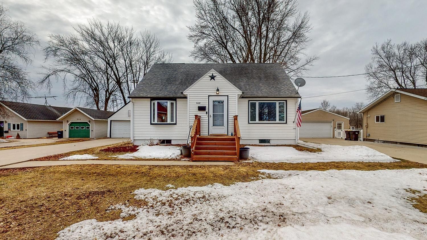 608 3rd St SW, Stewartville, MN 55976 Zillow