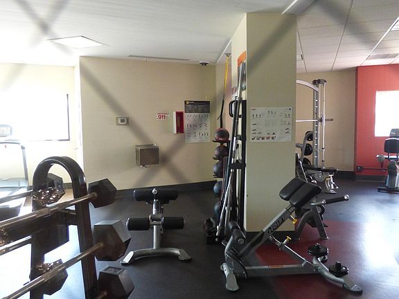 5th image of 121 Washington Ave S APT 611