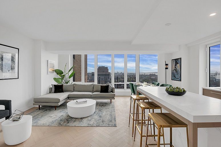 1st image of 67 Livingston St #20