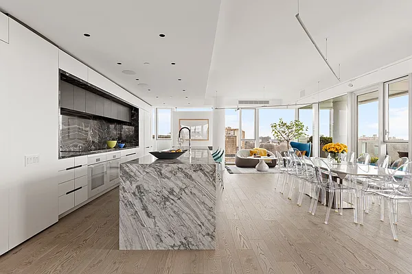 Sold by Compass | media 7