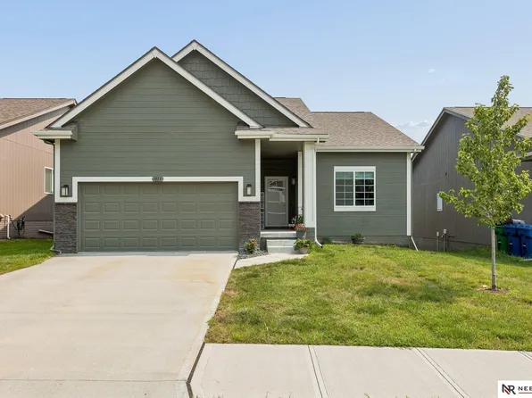 7813 N 149th St, Bennington, NE 68007