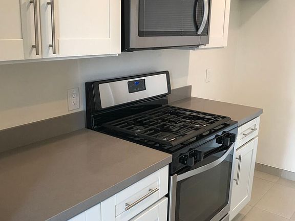 3rd image of 6619 Leland Way #117