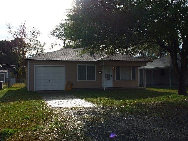 1st image of 2329 1st St