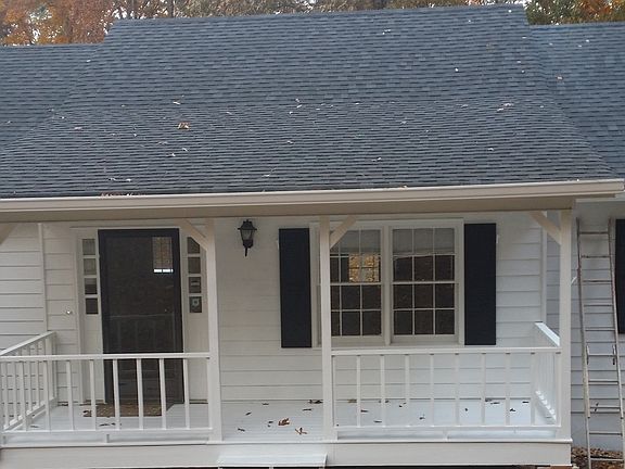 New roof, new windows, Freshly painted inside & out