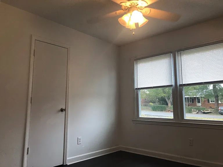3605 Somerset Dr — Photo 8