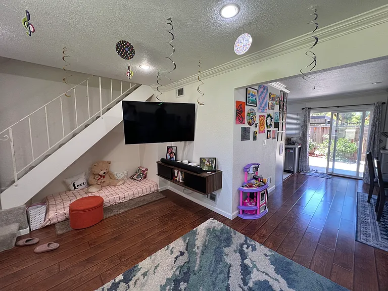 3706 Oxford Cmn — Photo 25