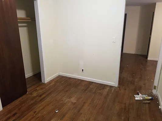 Rented by City Express Realty & Management Corp | media 47