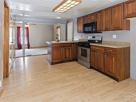 5th image of 2177 W Knox Rd