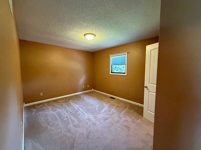 20597 Sedalia Rd — Photo 17