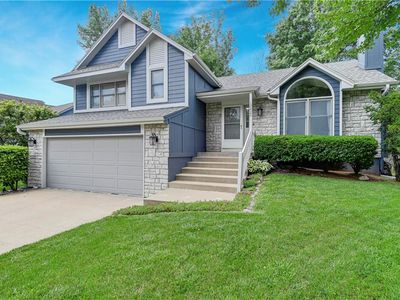 12422 S Acuff Ct, Olathe, KS, 66062