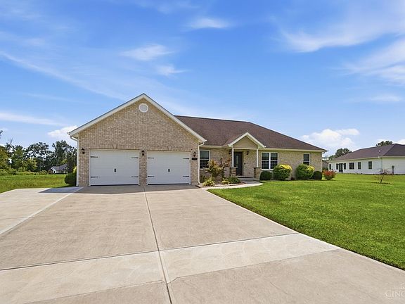 4th image of 115 Burr Oak Dr
