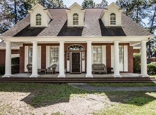 2809 Chasse Ridge Dr, Orange, TX 77632