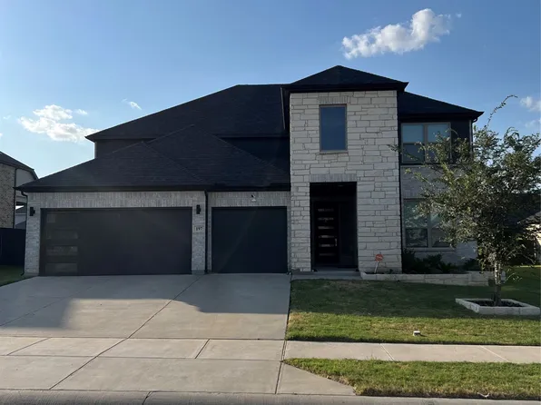 197 Western Way, Waxahachie, TX 75165